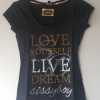SBOYTSHIRTB